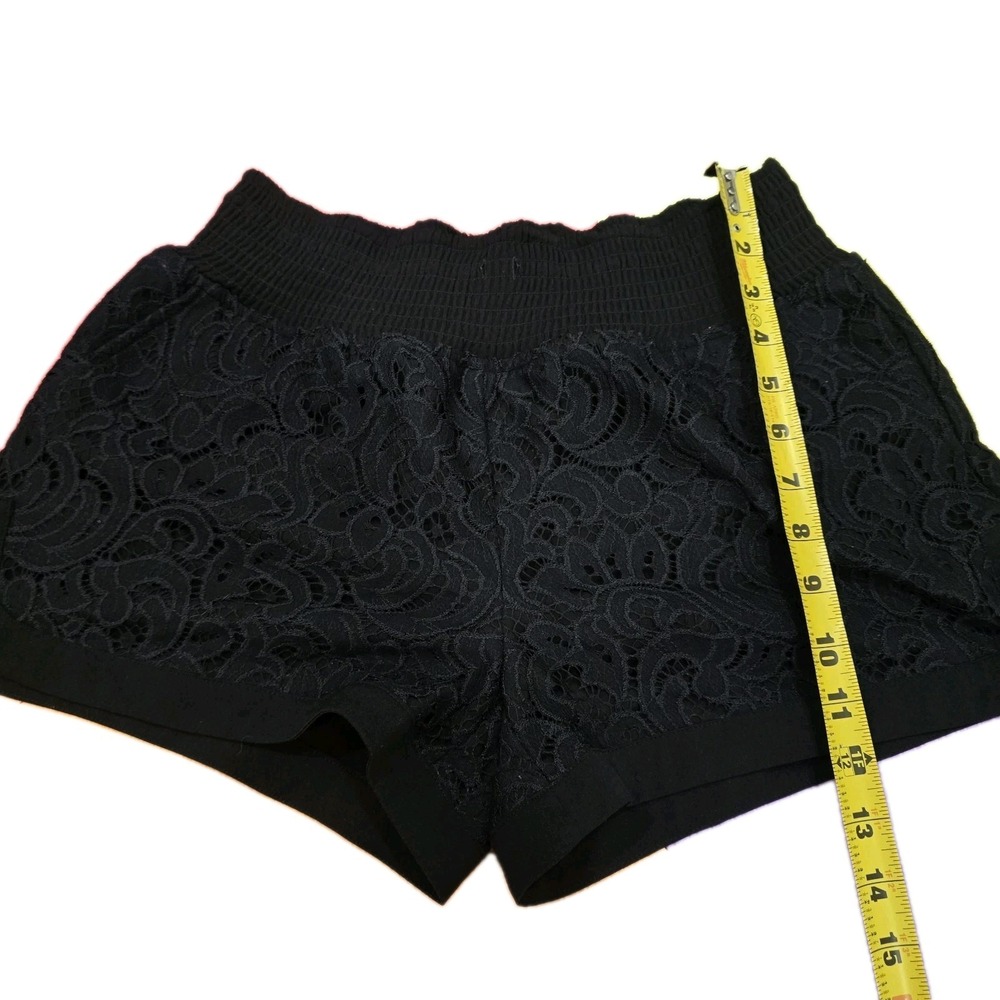 Cabi Black Lace Shorts Womens Size S Elastic Smocked Waist Floral Overlay Boho